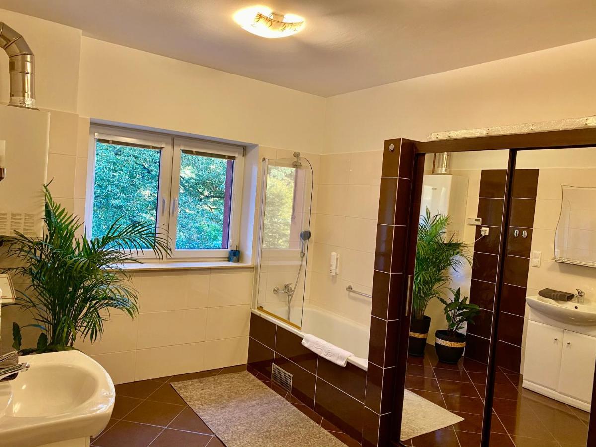 Las Slupski Premium Apartament Nr6 Wifi Netflix Smart Tv50 Two Bedrooms Two Extra Large Double Beds Up To 6 People Full Pleasure Quality Stay (Adults Only) Екстериор снимка